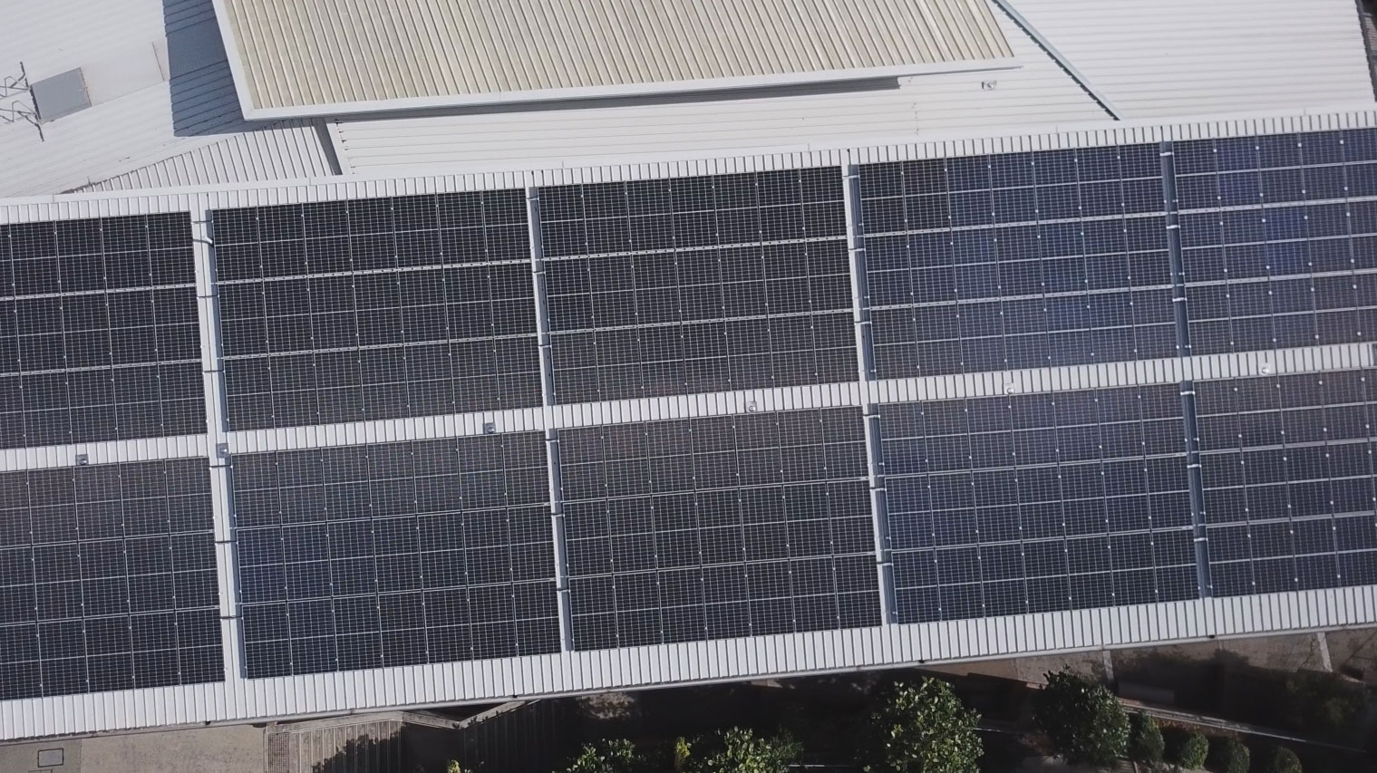 Wavell State High School building with Beare Group high-quality solar power system installed